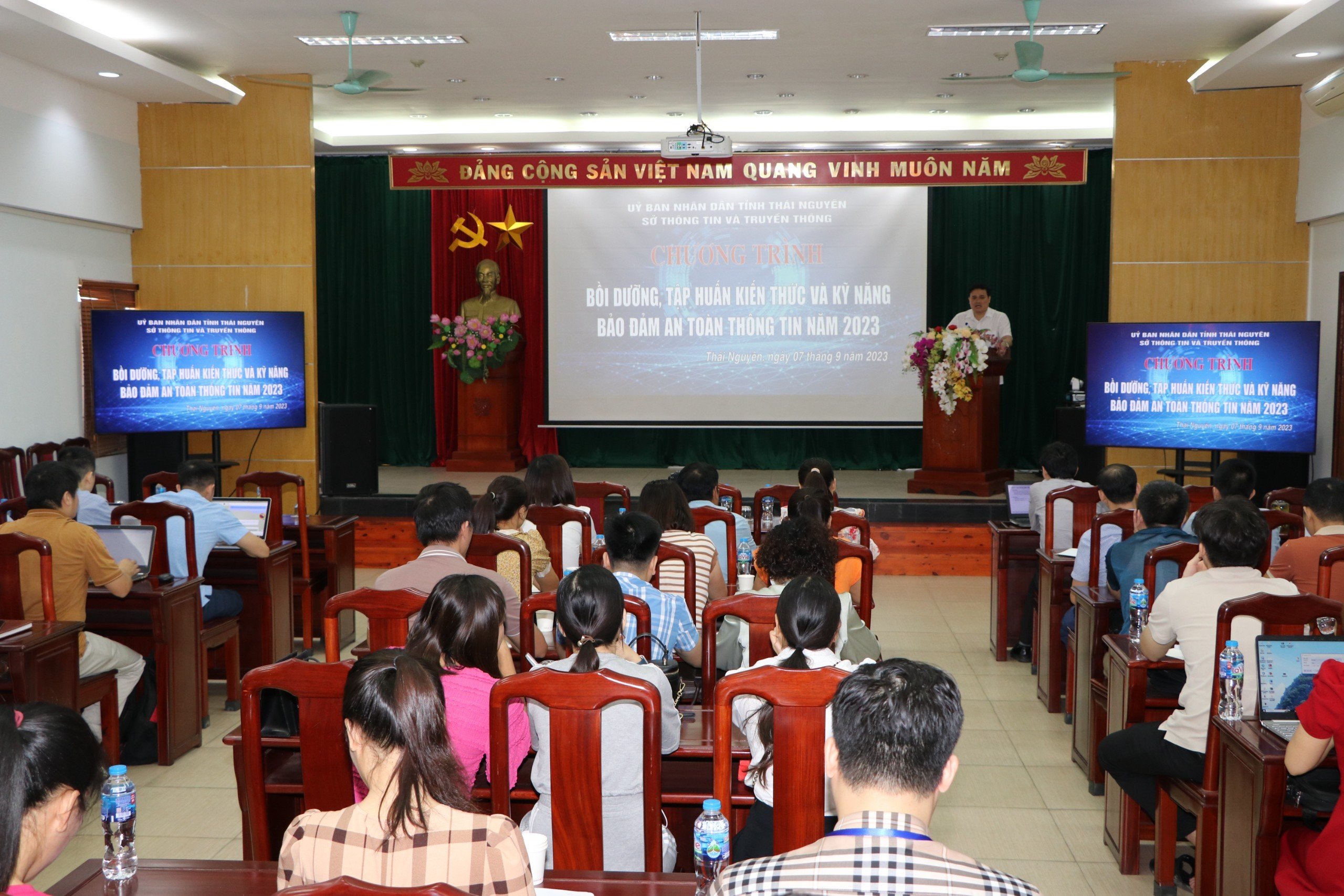 Chương trình bồi dưỡng, tập huấn kiến thức và kỹ năng bảo đảm an toàn thông tin năm 2023