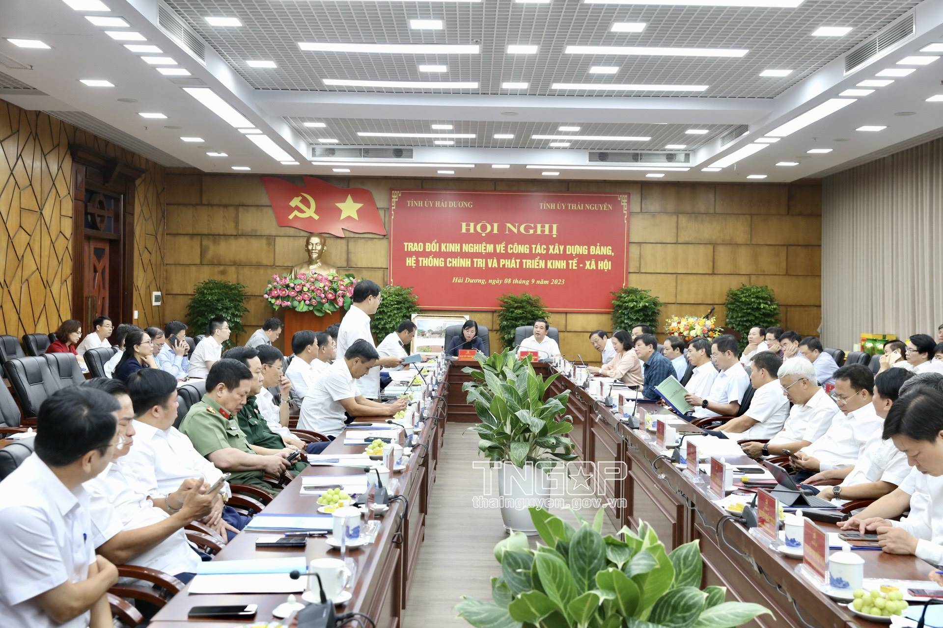 Toàn cảnh buổi làm việc Toàn cảnh buổi làm việc