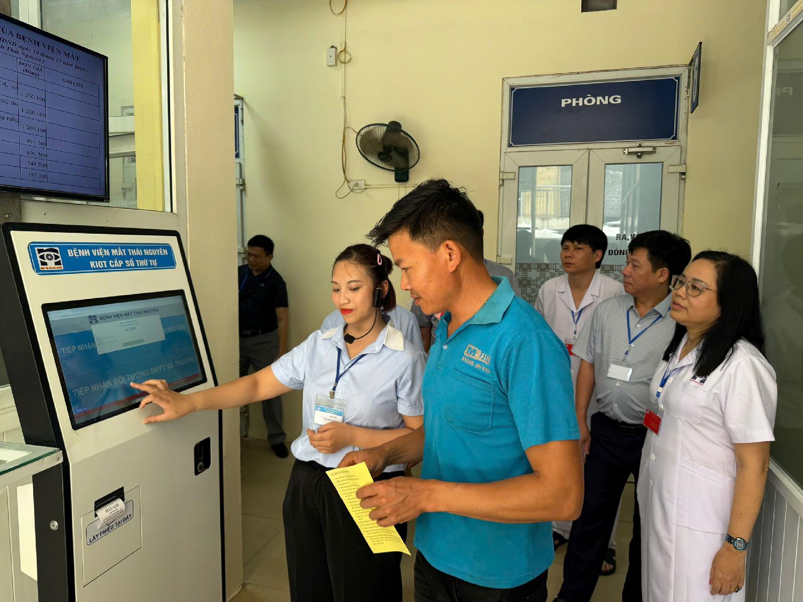 100% các bệnh viện công lập hoàn thành triển khai hồ sơ bệnh án điện tử